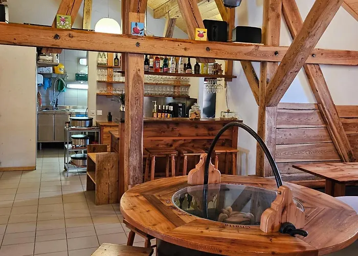 Mandelon, Buvette Et Bed & Breakfast