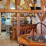 住宿加早餐酒店 Mandelon, Buvette Et Hérémence