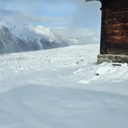 Mandelon, Buvette Et Panzió